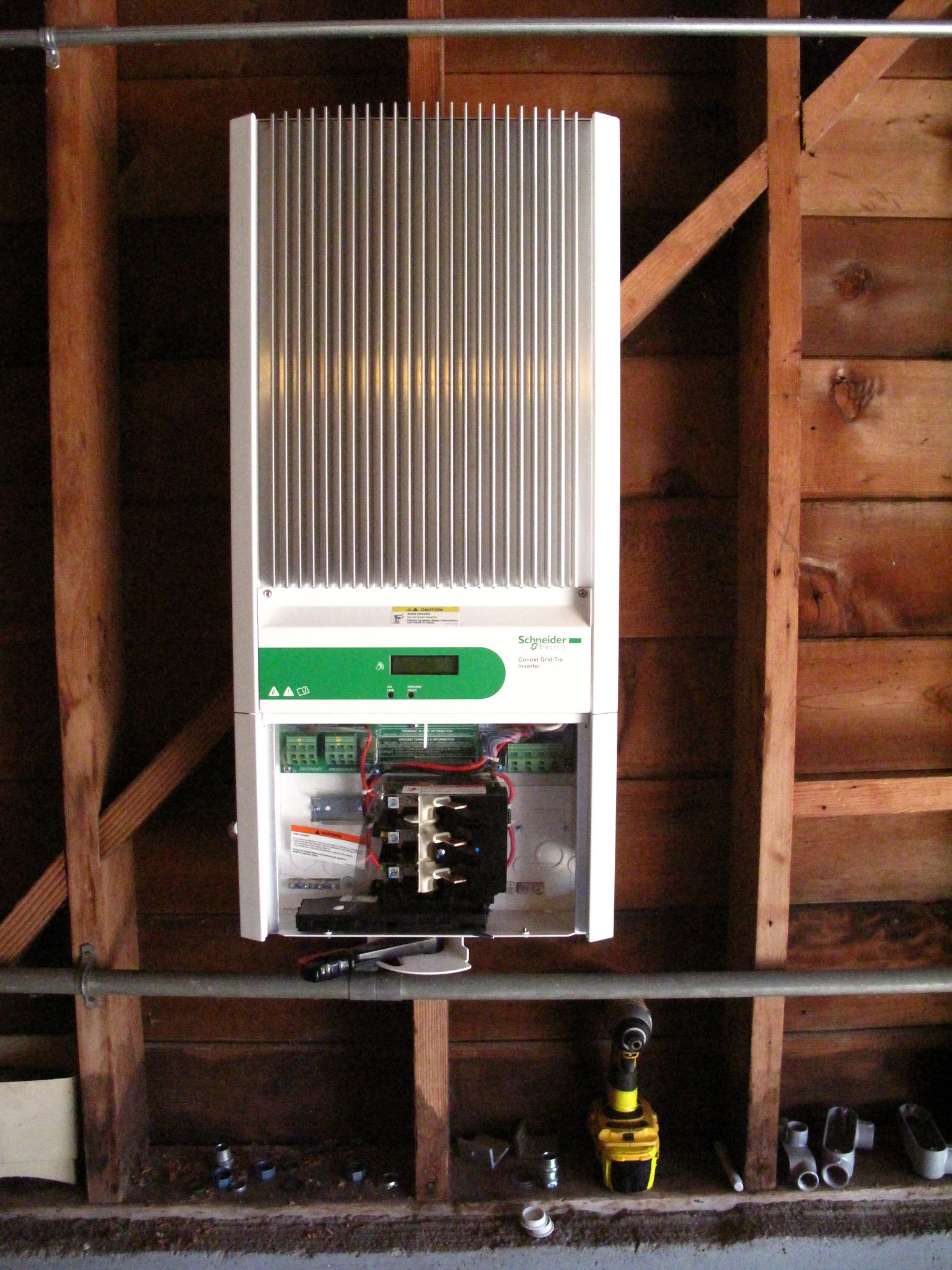 What inverter is right for your solar battery backup system?